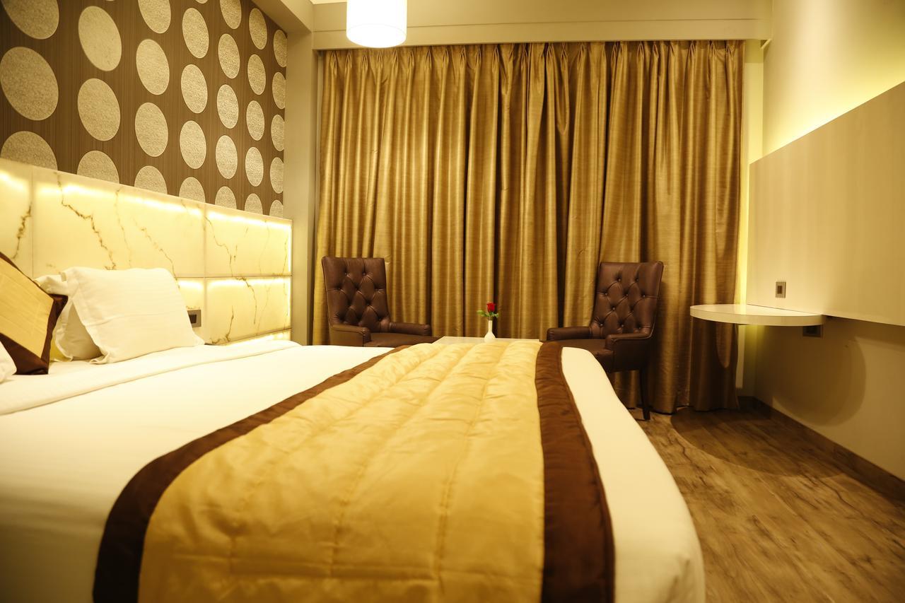 Hotel Orange Агра Экстерьер фото