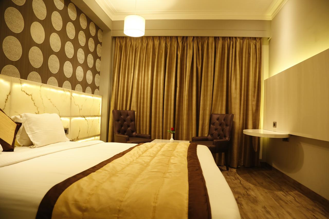 Hotel Orange Агра Экстерьер фото